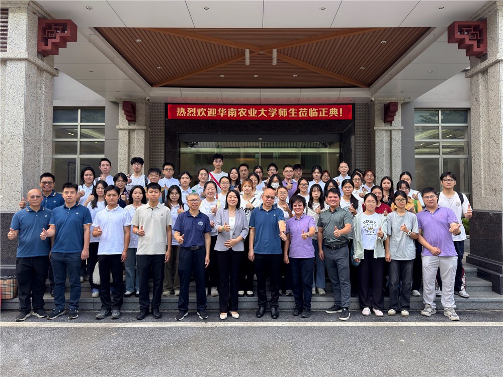 學(xué)子互助，薪火相傳！“正典學(xué)長(zhǎng)助學(xué)金”頒發(fā)儀式在正典舉行